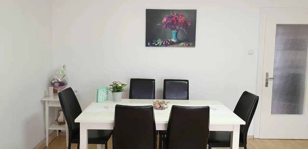 Ferro'S Ferienwohnung Nuremberg Apartment
