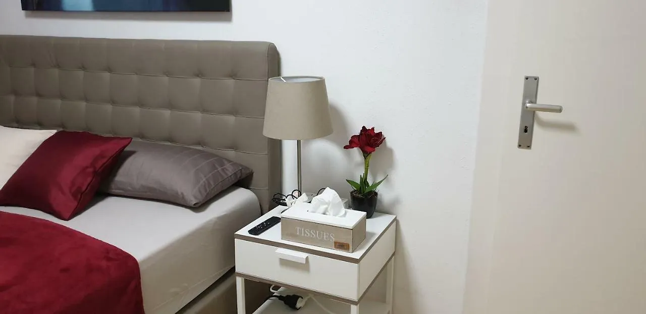 Apartment Ferro'S Ferienwohnung Nuremberg Germany